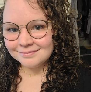 Meet your Posher, Jacquelyn